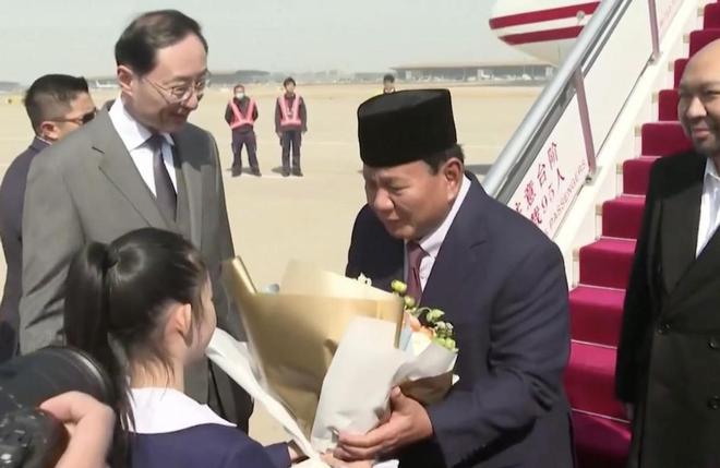 印尼新总统要办大事三家码头都要拜好球王会体育网站中国放第一美俄往后排(图1)